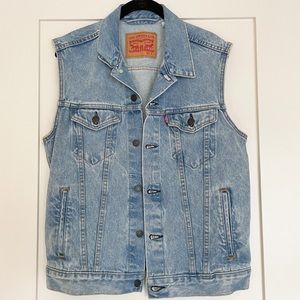 Levi's Oversized Jean Vest - Sz: Small